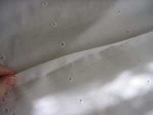 How to Make a Pocketed Window Topper - Curbly