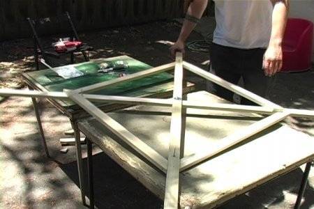 " How to design a  rain machine that can be placed in gardens for fun"