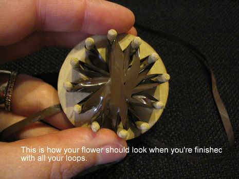 A cassette tape is used to make a beautiful daisy flower.
