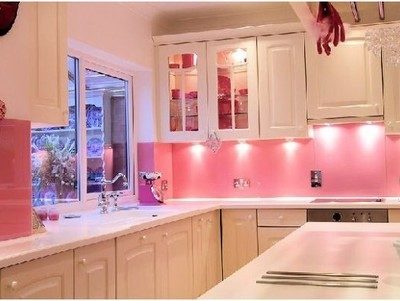 pink decor kitchen e1287999886892 How to Cure Your Boring Kitchen with Pink