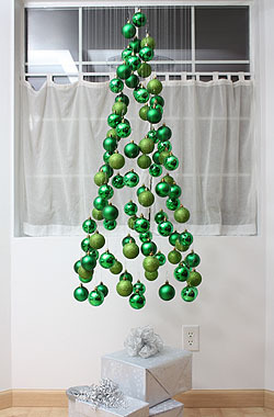 Christmas Tree Ornament Mobile
