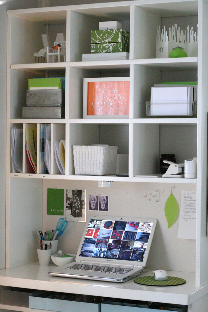 Closet organizer desk
