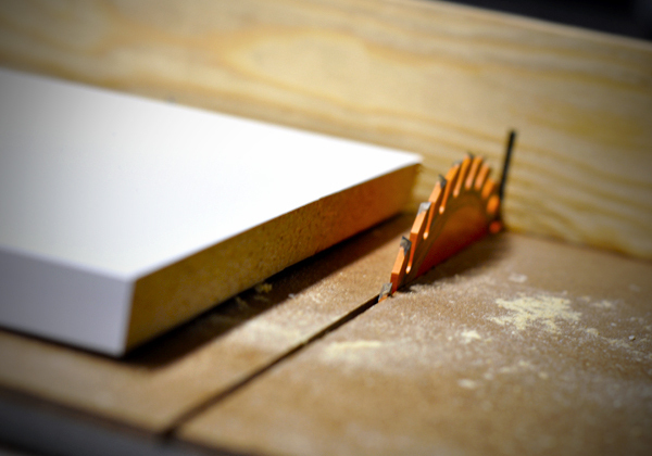 How to cut melamine and MDF correctly