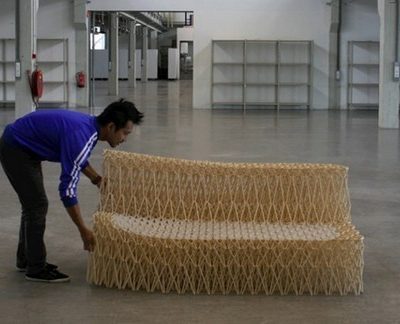 Sofa XXXX lede Mind Blowing: 8,000 Chopsticks Used by Yuya Ushida to Create a Retractable Sofa