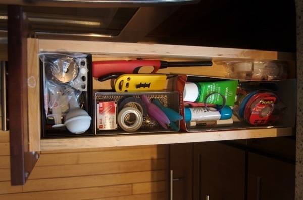 Wow! A neat junk drawer!