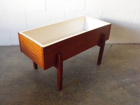 Modern wooden planter ideas.