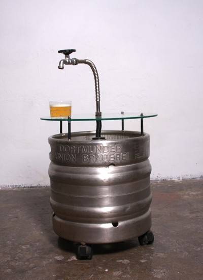 mesa bidonCerveza 1 400x550 Beer barrel table