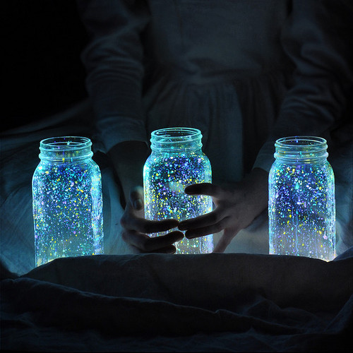 DIY steps to make glowing firefly jars, make your night enjoyable.