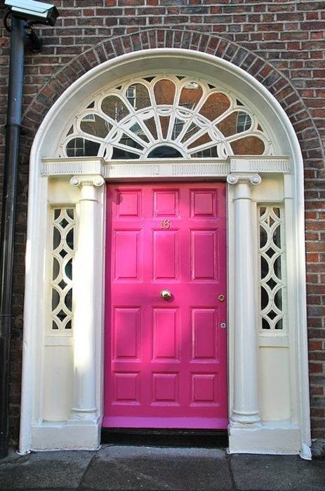 shut the front door: pink Dublin door{via flickr}