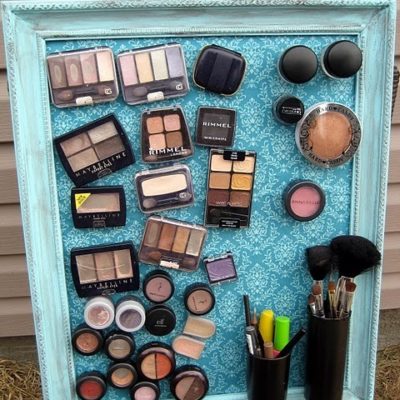 Blue color magnet makeup board.