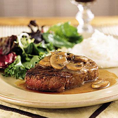 Recipe for Two: Filet Mignon with Mushroom-Wine Sauce