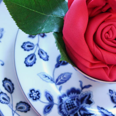 DIY dining table etiquette flower napkin arrangement.