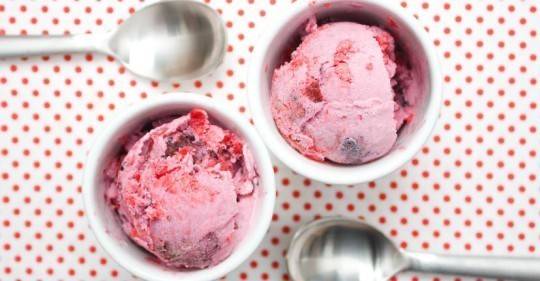 summer berry ice cream