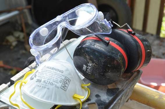 Safety gear from 3M Tekk and 3M DIY