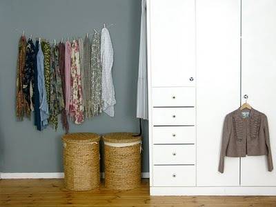 Eye candy DIY ideas to organize your closet.