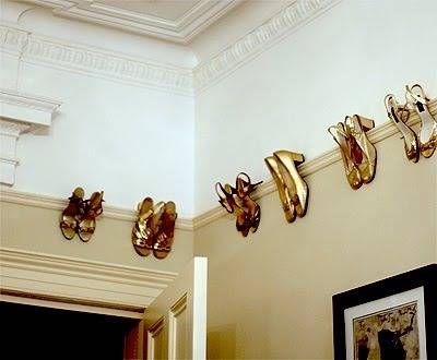 DIY ideas using clothes an art.