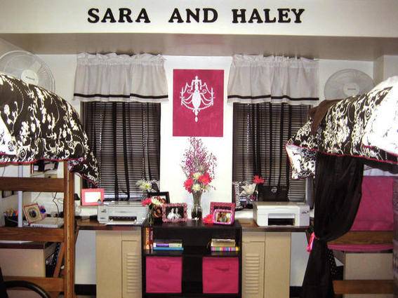 A large furnished room has Sara and Haley at the top.