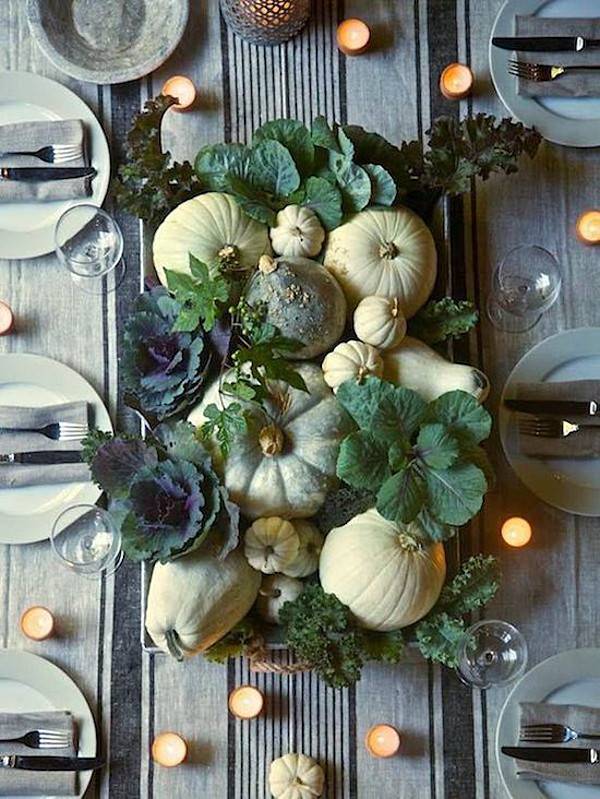 "Setting of an Stylish Thanksgiving Tablescapes "