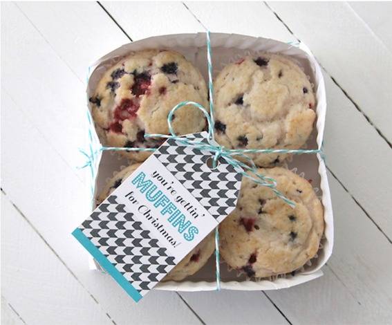 A paper plate has been folded and fastened with twine to create a small gift basket for baked goods.