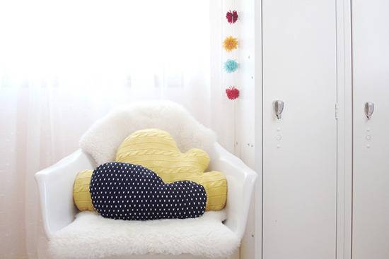 DIY cloud pillows from sweaters