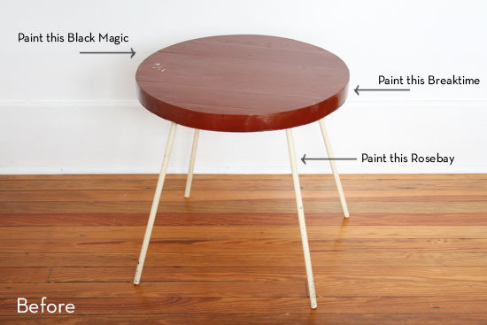A shor round stool with four dowel legs.