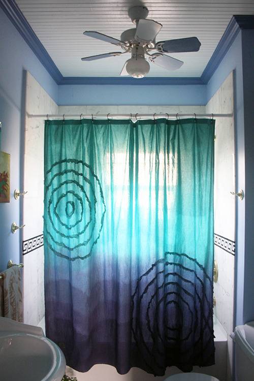 15 statement shower curtains