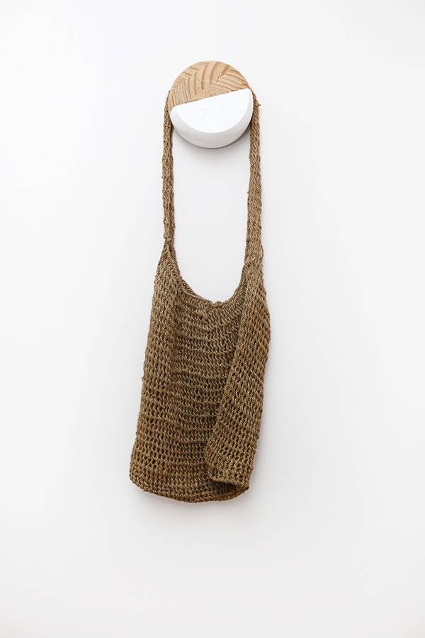 DIY Color Dipped Wood Coat Hanger