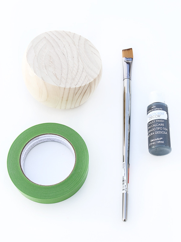 DIY Color Dipped Wood Coat Hanger