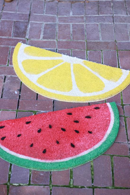 10 Colorful DIY Doormats To Get You In The Summer Mood 
