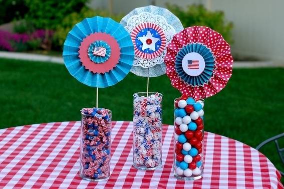 Candy glasses with mixture of 4th of july