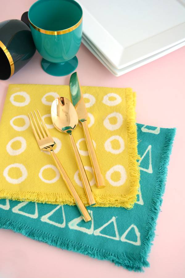 "Green and Yellow napkins with Fork,Spoon and Knife Set"