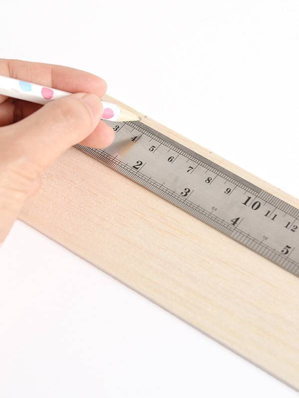 Printable reminder magnets - marking balsa wood