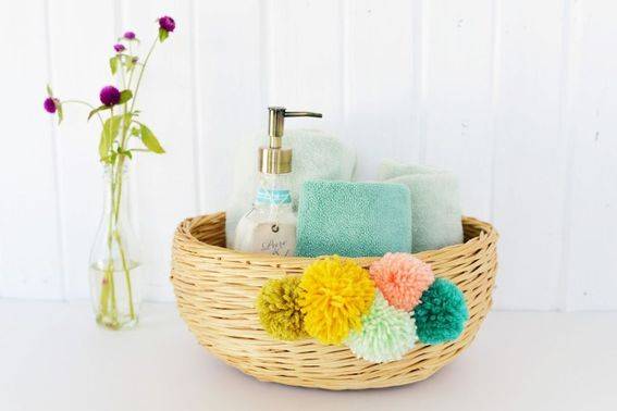 Yarn pom pom basket - Home Edit
