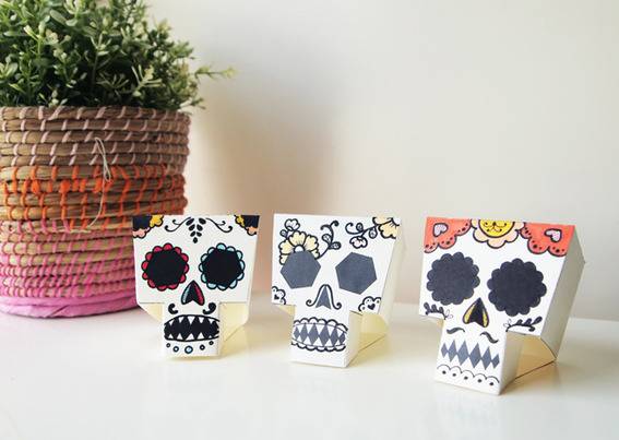 Printable sugar skulls - Design is Yay