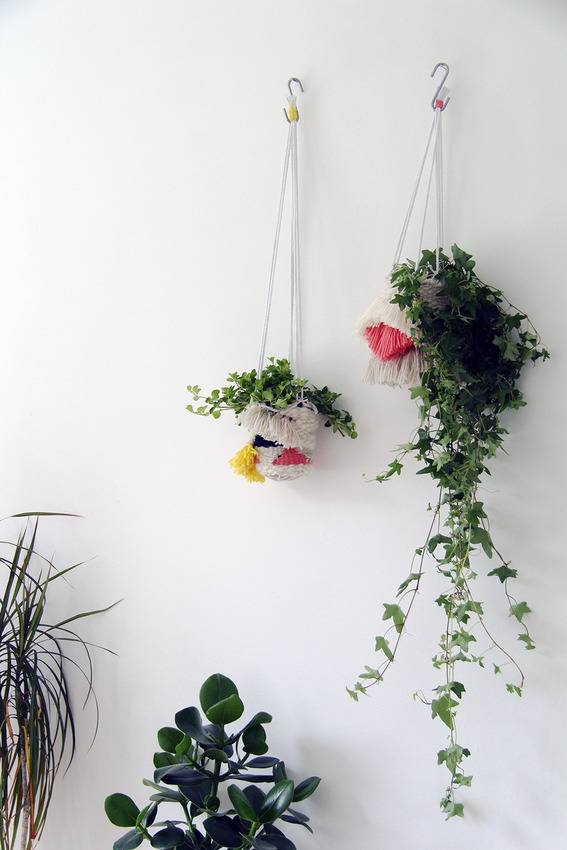 Yarn hanging planters - Fall for DIY
