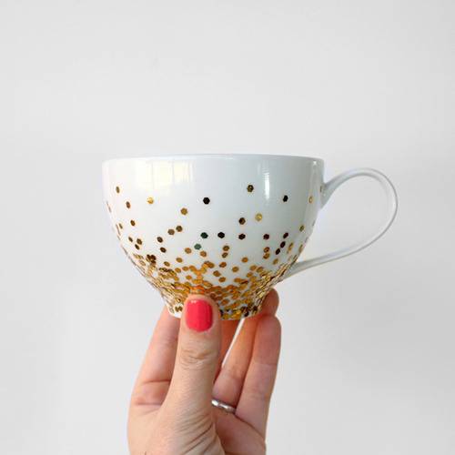15 Do-It-Yourself Mugs That You Should Make Immediately 