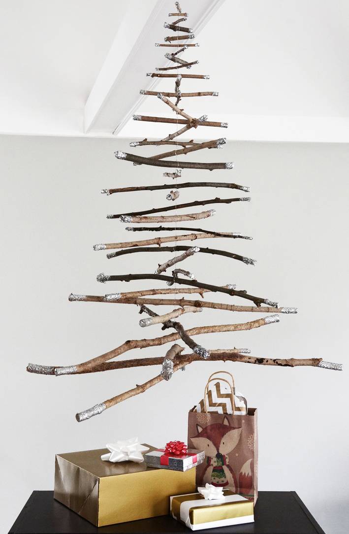 How-to: Hanging Twig Christmas Tree