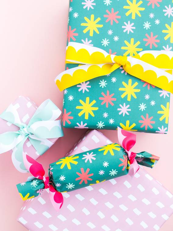 Different types of printable gift wraps like chocolate shape, rectangle, and square shapes.