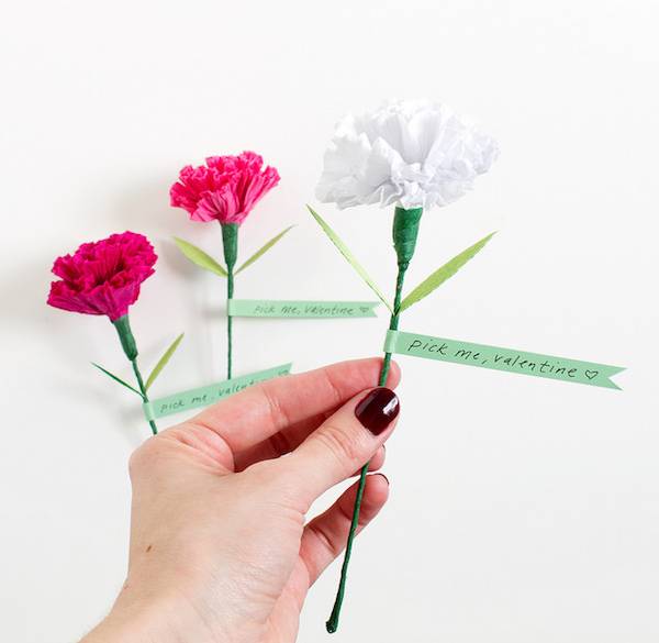 Paper Carnations of your Valentine