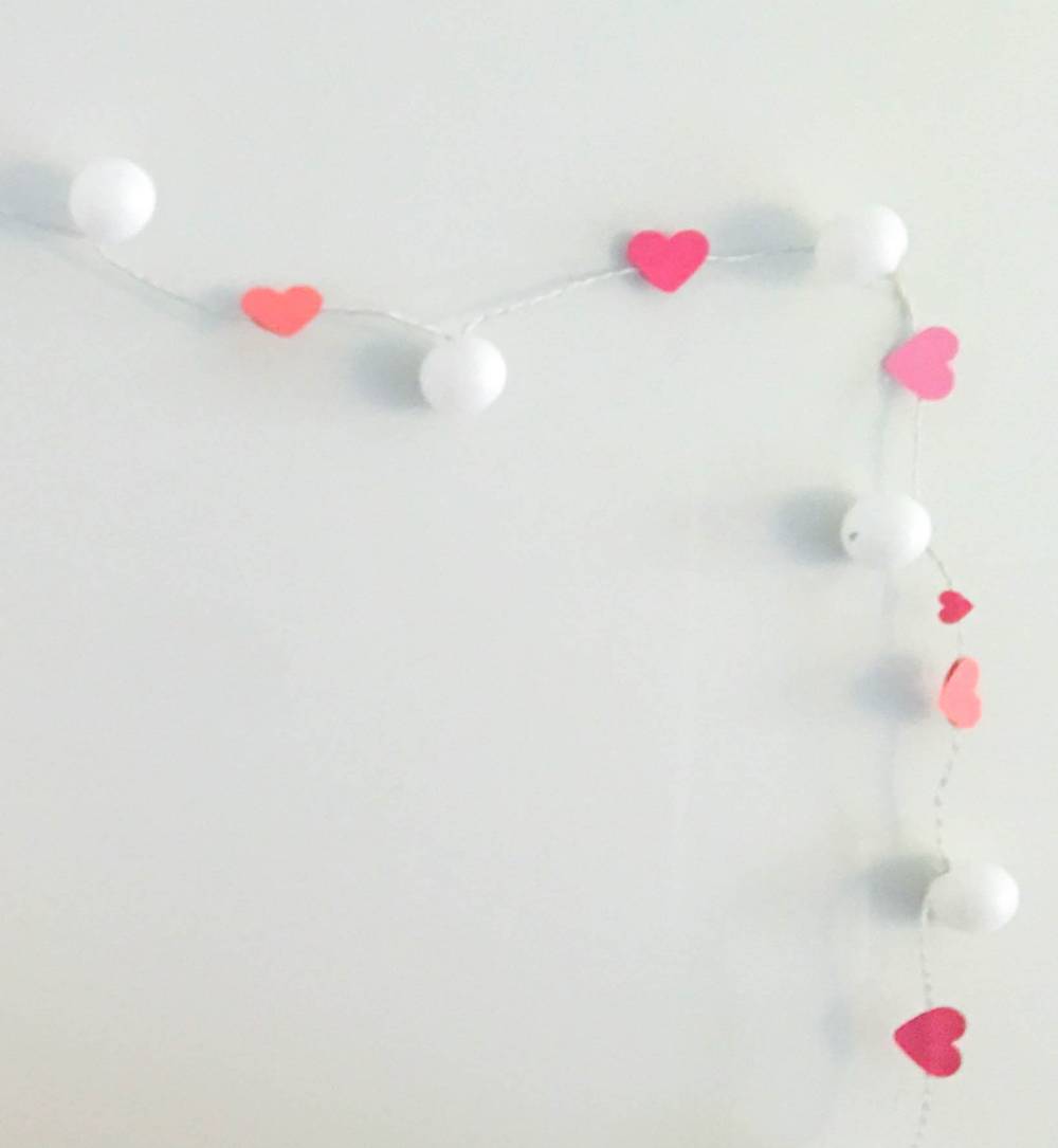Super Simple Valentines String Lights
