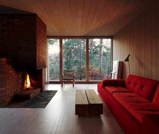 EYE CANDY: 10 Modern Rustic Cabins We Love 