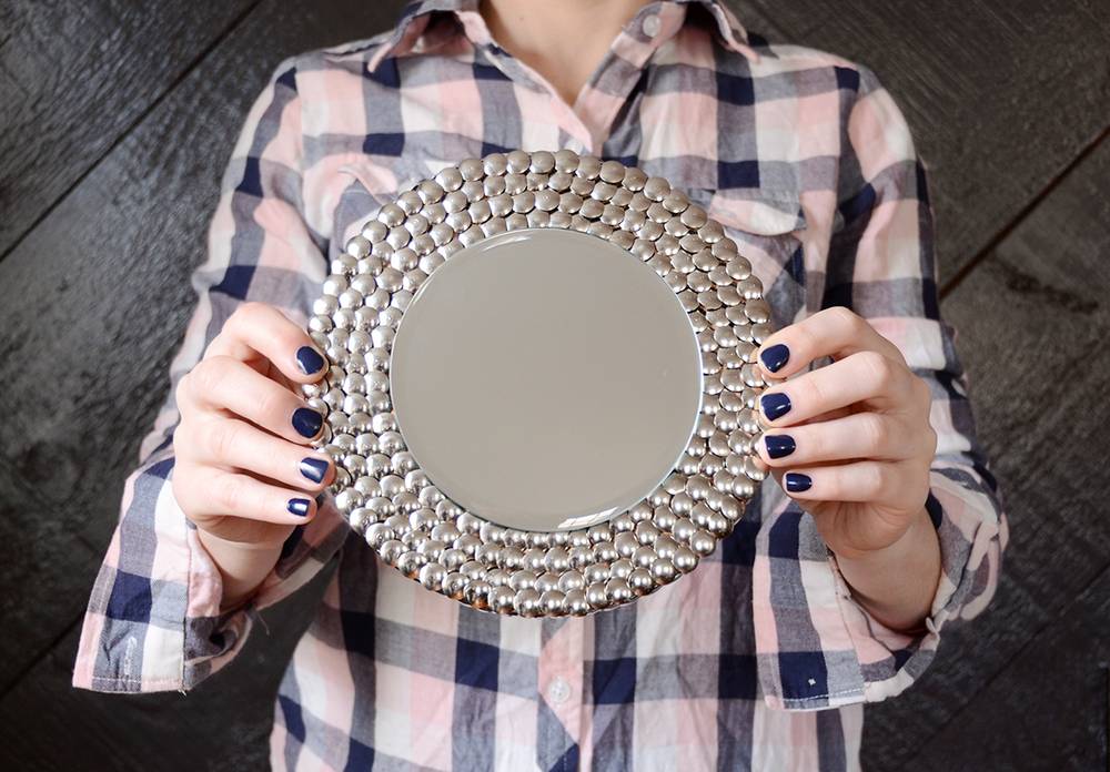 Thumb Tack Mirror IKEA Hack