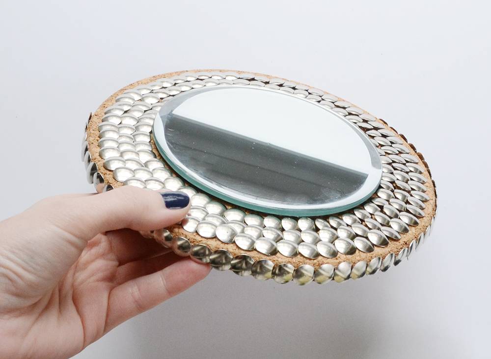 IKEA Hack: DIY Thumb Tack Mirror