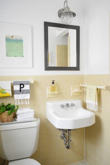 8 Solutions for Rental Bathrooms