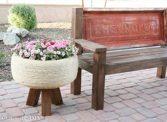8 Clever Ways to Repurpose Items for use in your Garden