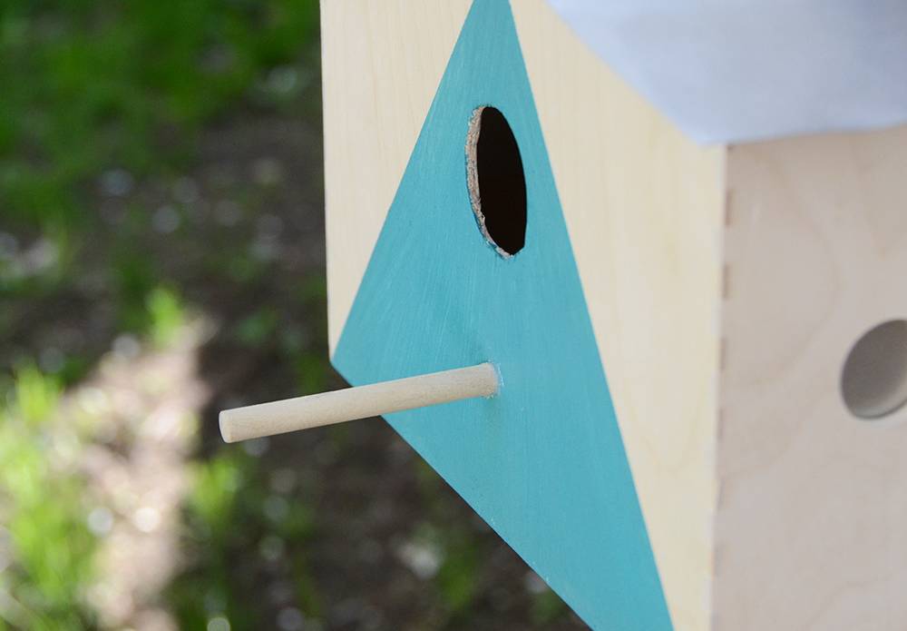 IKEA Hack: DIY Knuff Magazine File Birdhouse