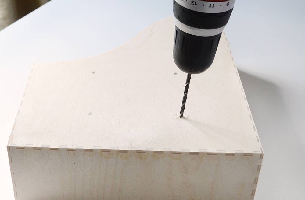 IKEA Hack: Knuff Magazine File Birdhouse