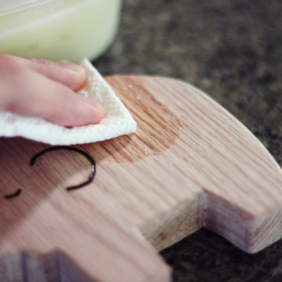 Roundup: 10 Ways To Finish Wood Naturally