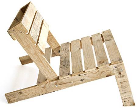adirondack wood pallet chair