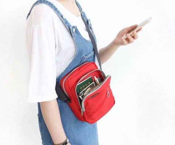 Essential Gear for Light Travel